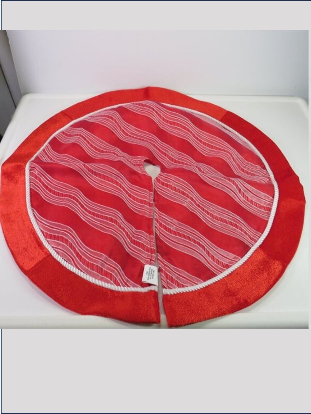 Red White Candy Cane Stripe Mini Tree Skirt Plush Velour Velvet Trim Winter 20